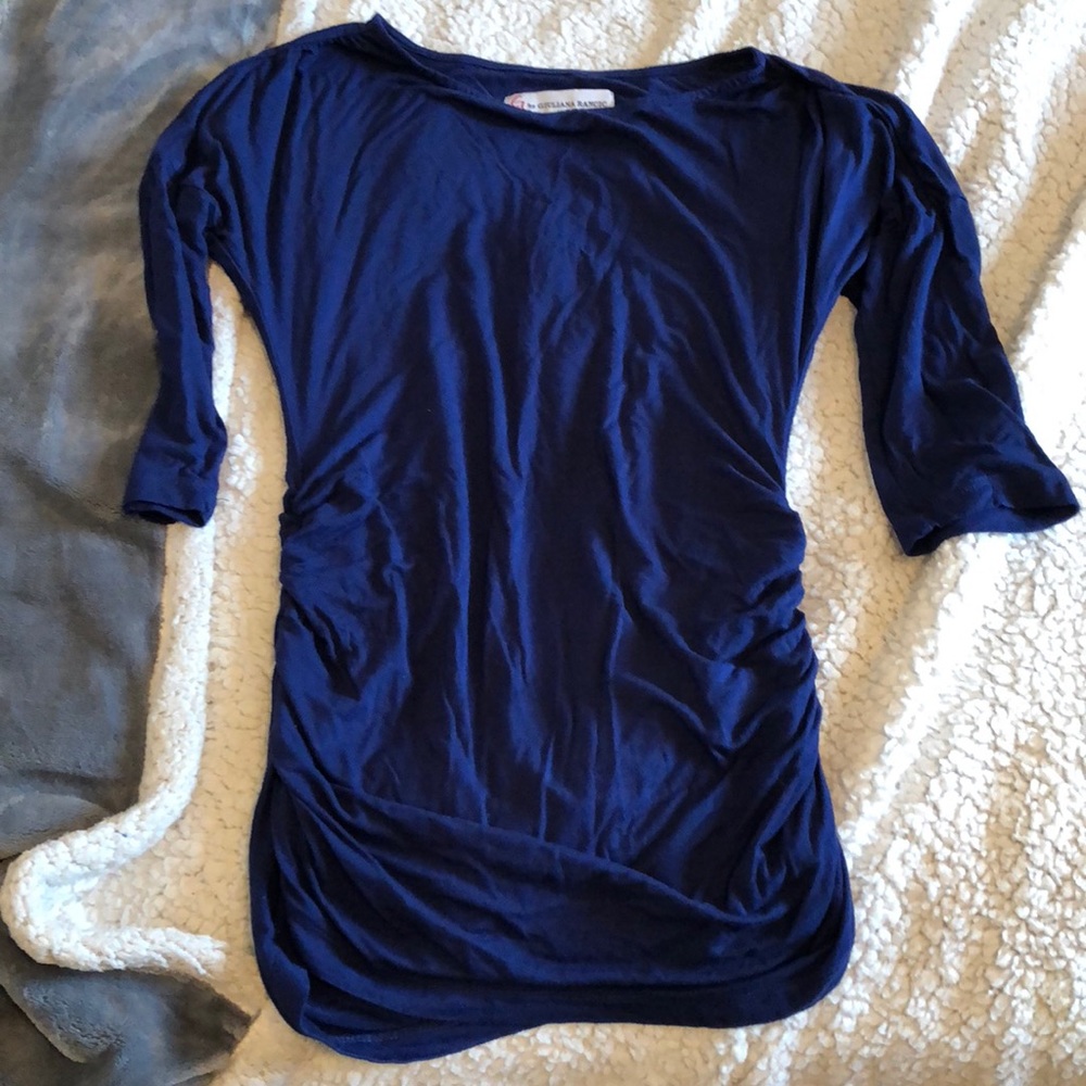 Navy blue 3/4 sleeve shirt